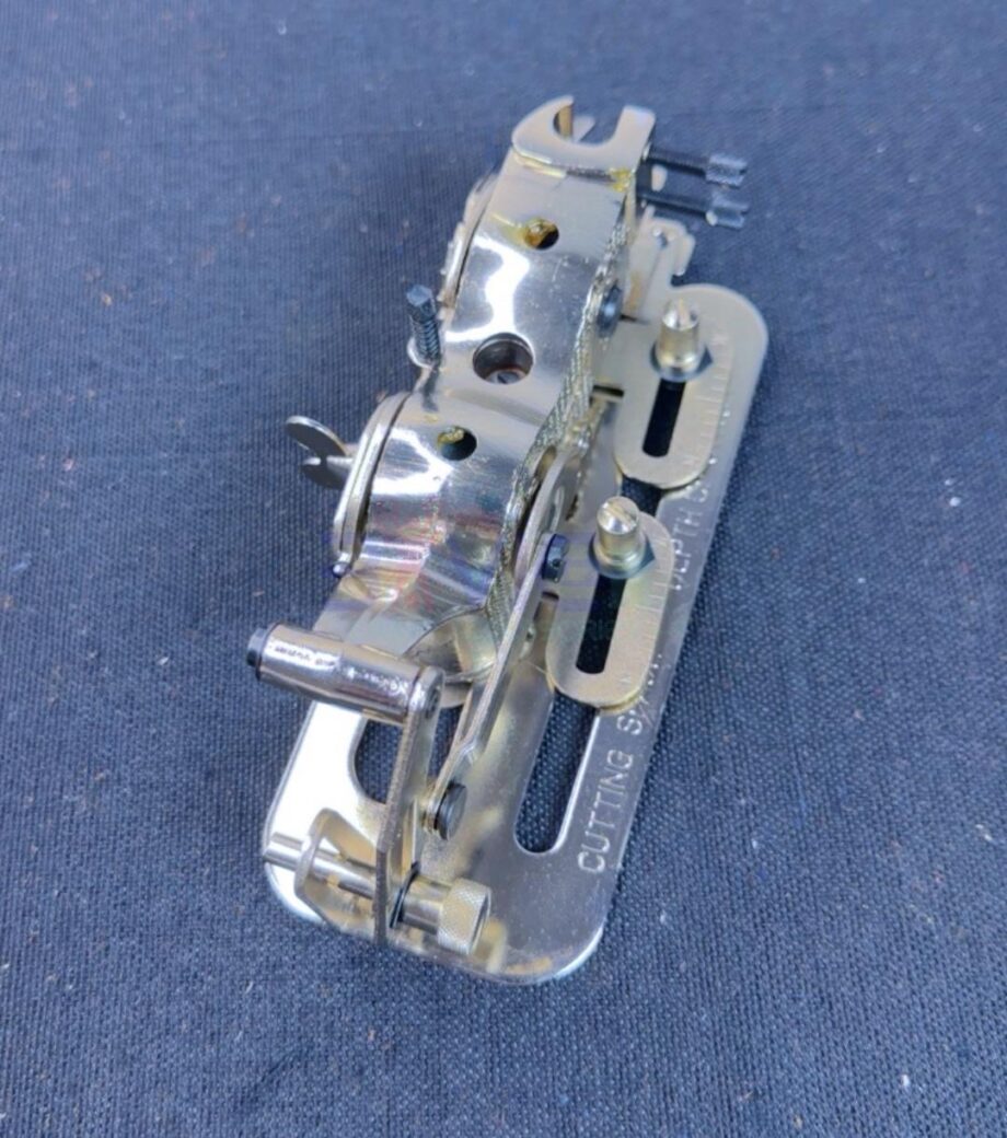 Universal Buttonhole Attachment