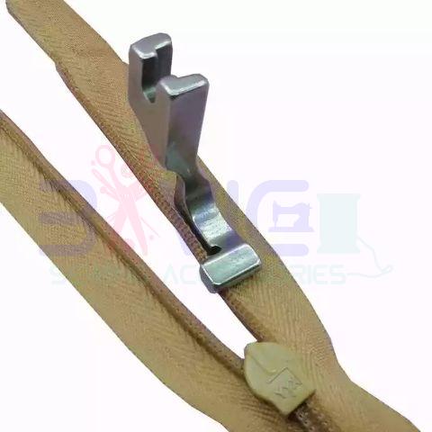 Industrial Unilateral Invisible Zipper Foot - Image 2