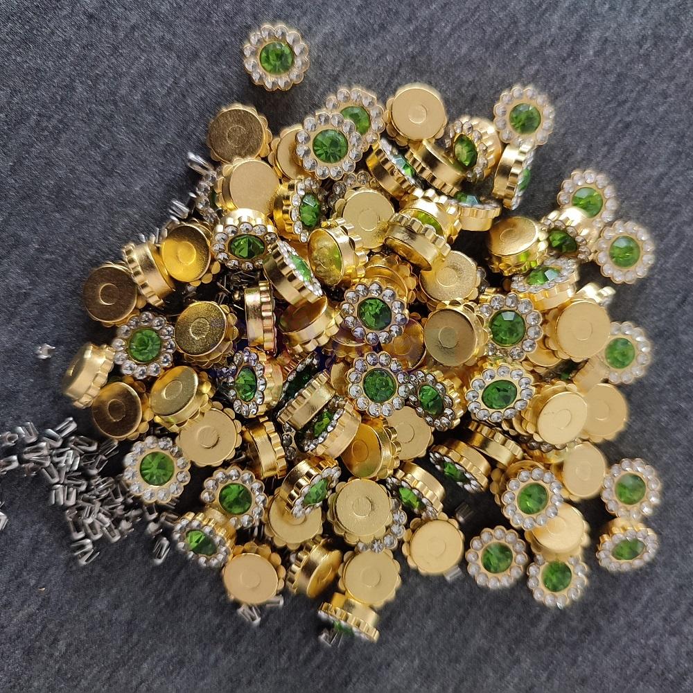 Lemon Green Sunflower Rivet
