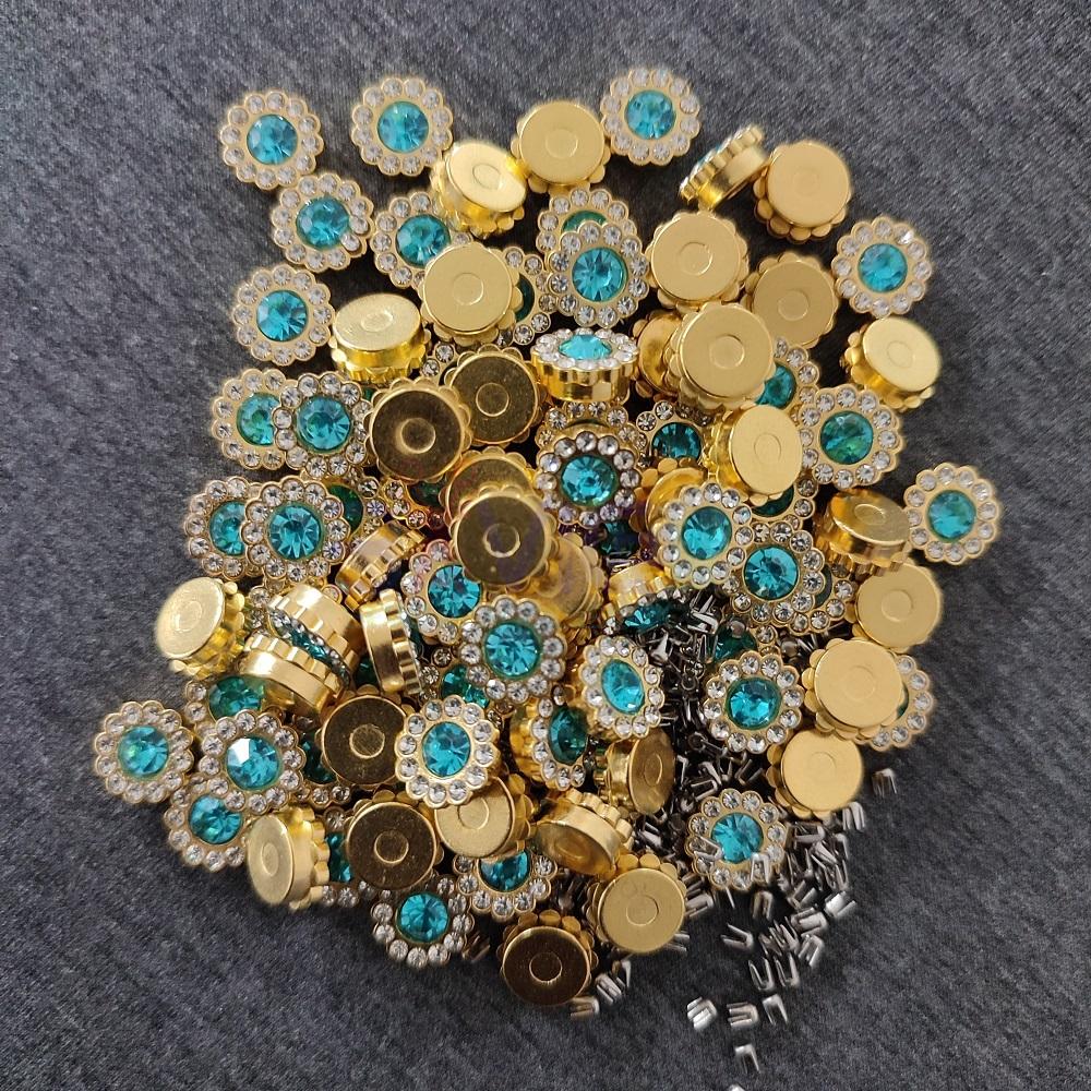 Turquoise Blue Sunflower Rivet