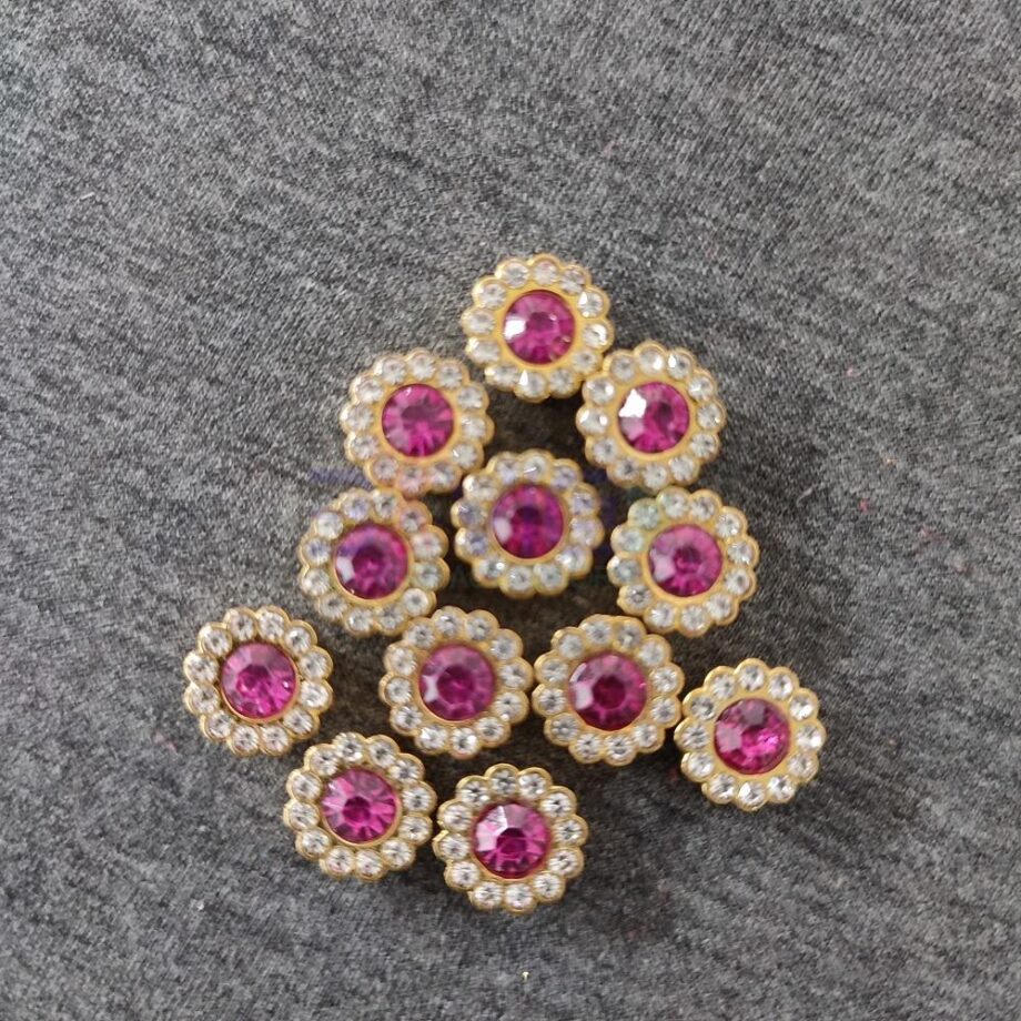 Fuchsia Pink Sunflower Rivet