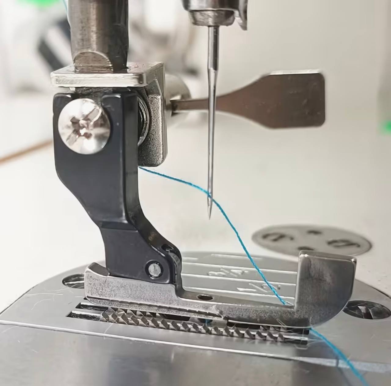 Upgraded Special Bead Sewing Foot - Image 4